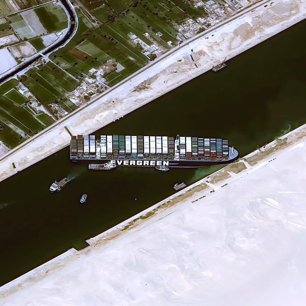 canale suez bloccato