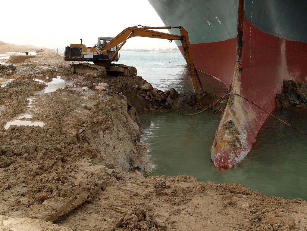 canale suez bloccato