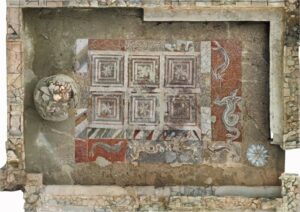 mosaico draghi delfini caulonia