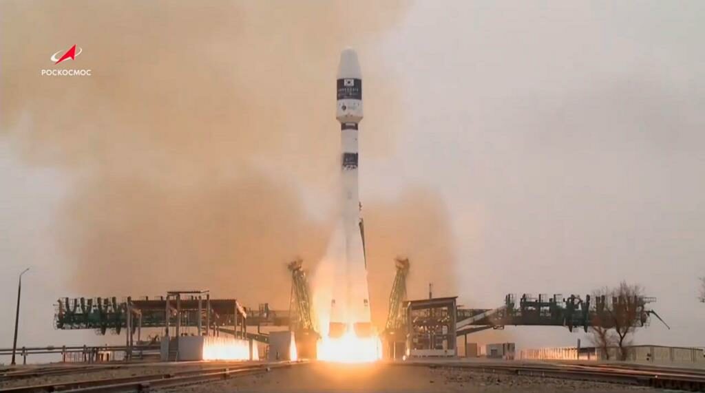 lancio razzo soyuz