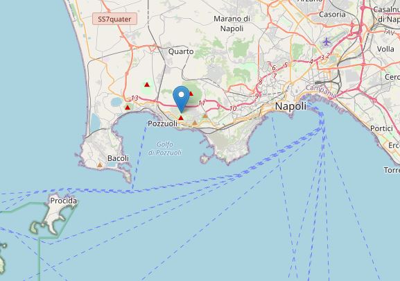 terremoto pozzuoli campi flegrei