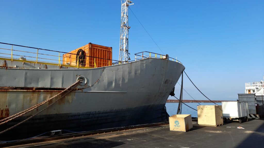 Ship recycling
