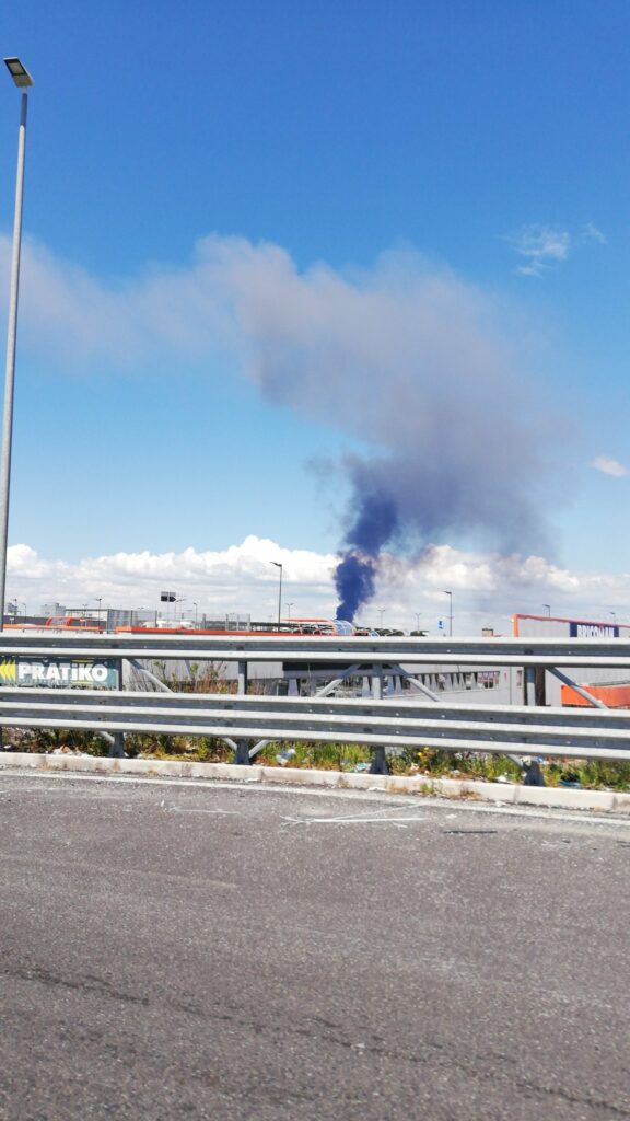 incendio roma est
