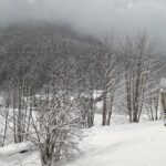 Maltempo Veneto: è tornato l’inverno sulle Dolomiti bellunesi, Falcade imbiancata dalla neve [FOTO]