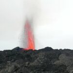 Si risveglia il vulcano Piton de la Fournaise: le FOTO della prima eruzione dell’anno