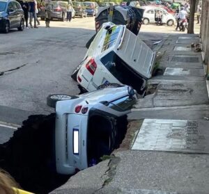 Roma voragine via zenodossio