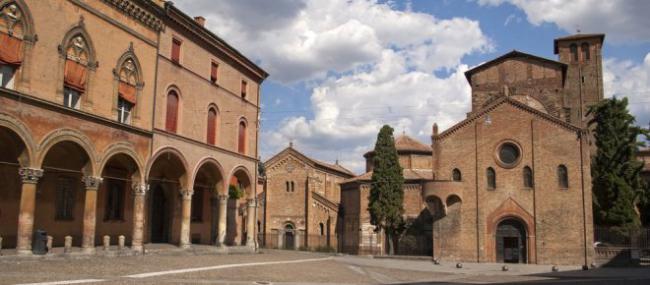 bologna-piazza-delle-sette-chiese
