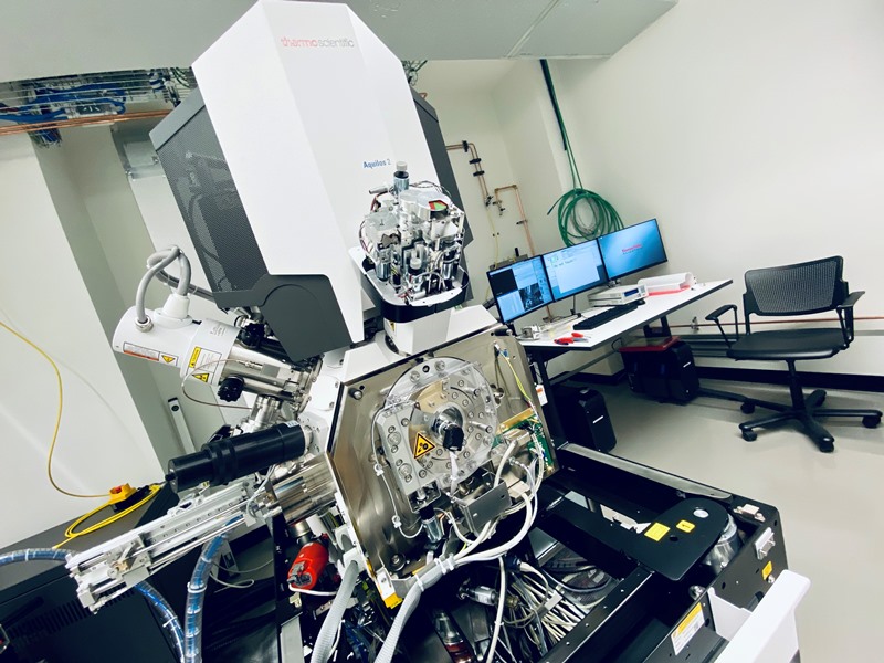 human technopole microscopi