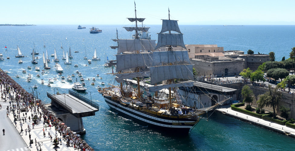 ponte girevole taranto