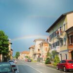 Maltempo a Milano: “temporale-bomba”, clamoroso crollo termico e un doppio arcobaleno – FOTO