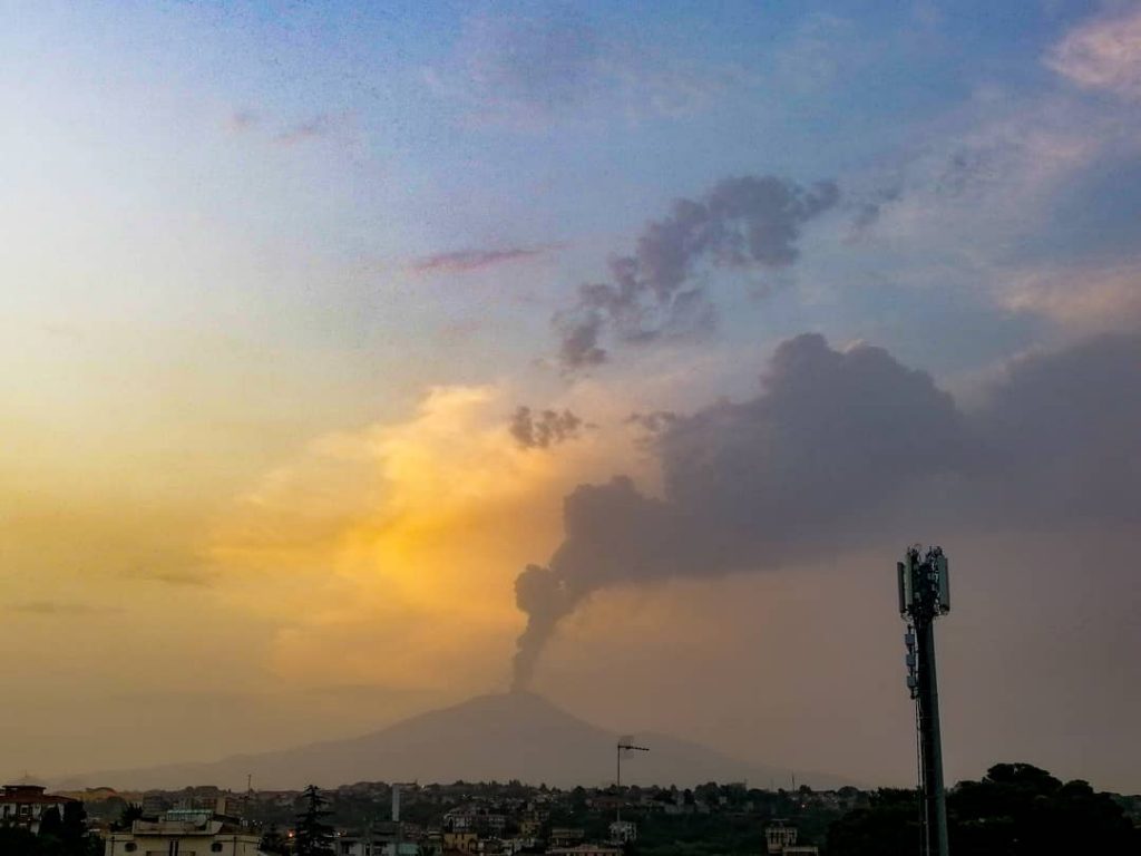 eruzione etna 23 giugno 2021