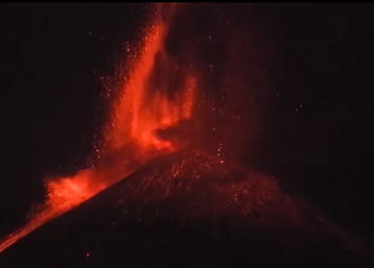 eruzione etna 23 giugno 2021