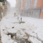 Maltempo Francia, apocalittica grandinata a Plombières-les-Bains: accumuli di pioggia e ghiaccio fino ad un metro [FOTO e VIDEO]