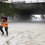 Maltempo, forti temporali e inondazioni in Svizzera: violenta grandinata danneggia auto e case a Bulle, una vittima [FOTO e VIDEO]