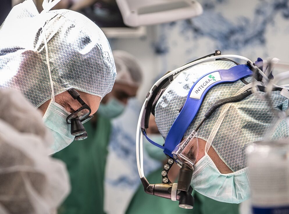 Gli “esplode” il fegato, salvato a Torino con trapianto in emergenza