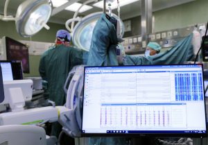 Macchinario monitoraggio neurofisiologico intraoperatorio