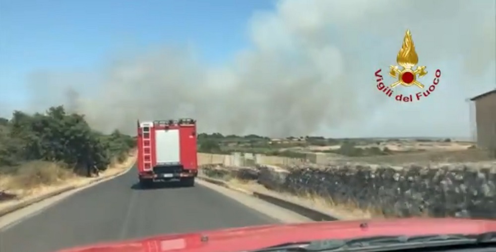 incendi sardegna oristano
