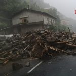 Maltempo, violente piogge in Lombardia: ancora emergenza nel Comasco, fiume di fango travolge Cernobbio [FOTO e VIDEO]
