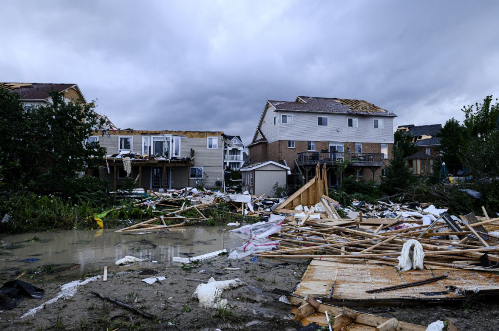 tornado ontario canada berrie