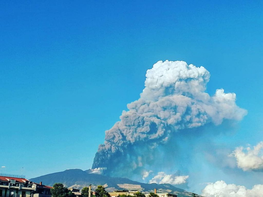 eruzione etna 29 agosto 2021