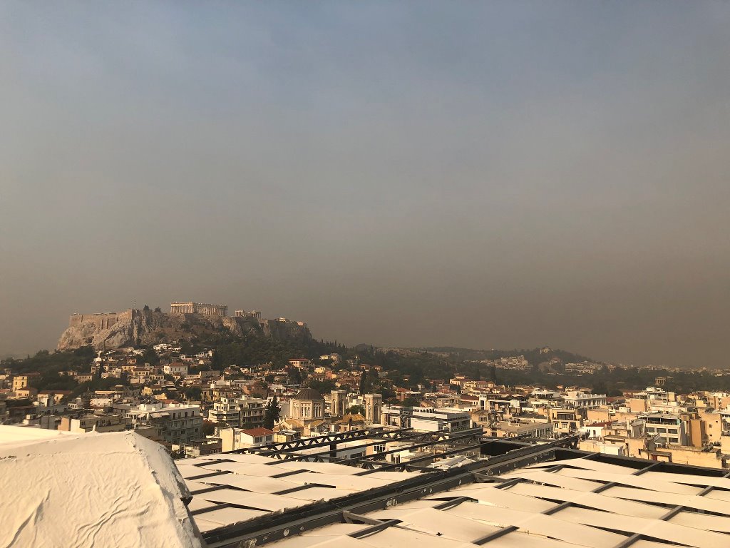 incendi grecia atene