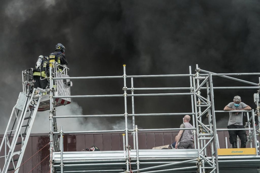 Incendio torino