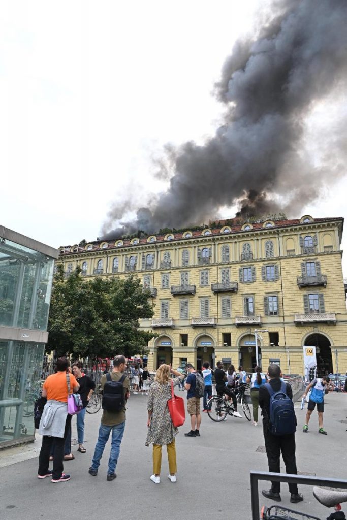 Incendio torino