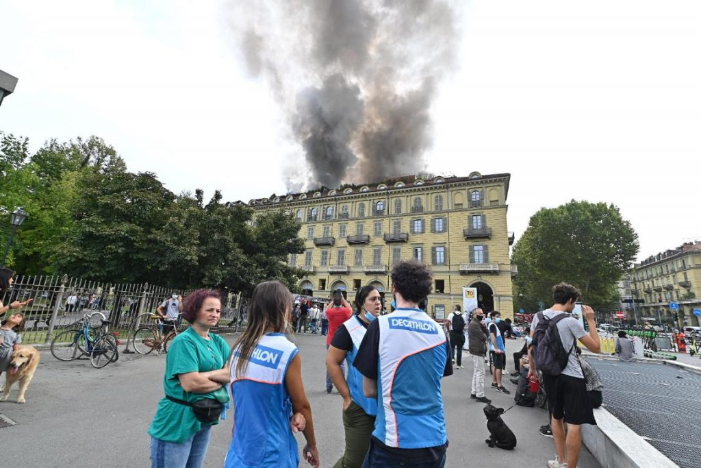 Incendio torino