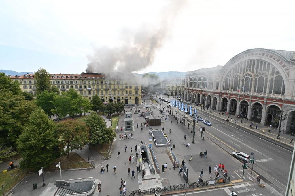 Incendio torino