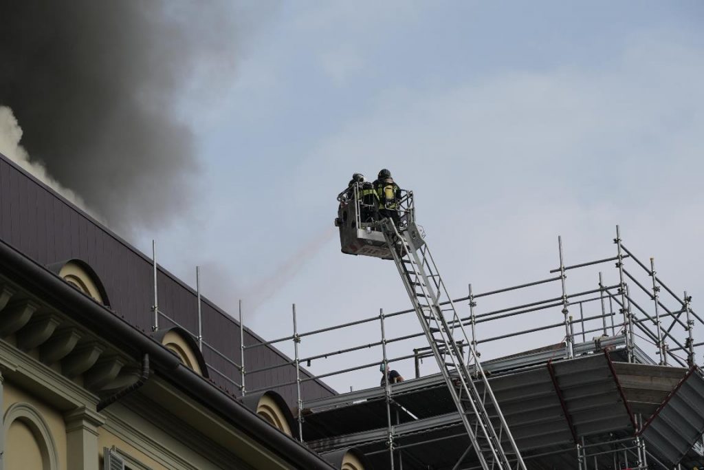 Incendio torino