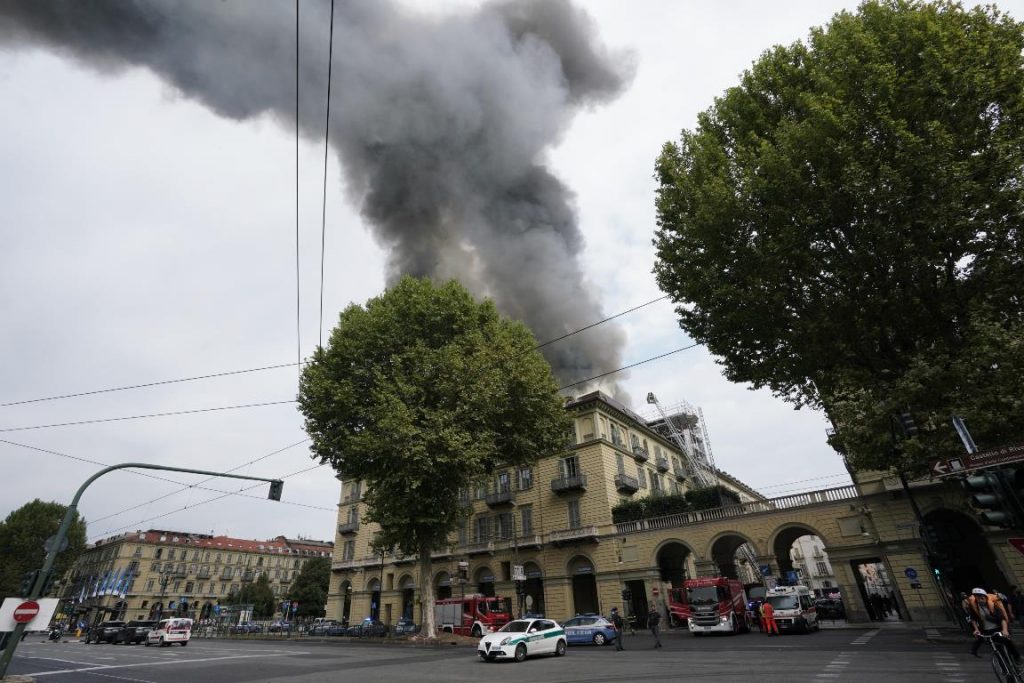 Incendio torino