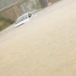 Maltempo, piogge torrenziali e grandine nel sud della Francia: inondazioni e 12.000 fulmini sull’area – FOTO e VIDEO