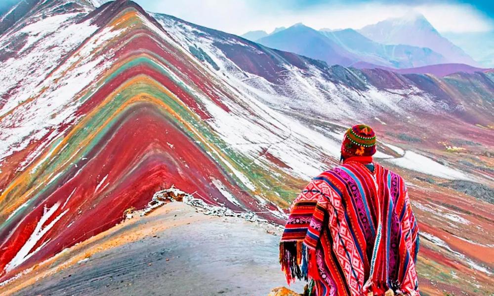 montagna arcobaleno perù