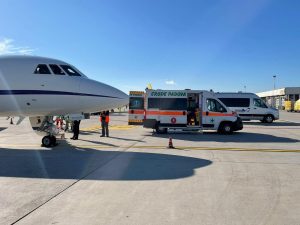 Aeronautica volo urgente salva vita catania Venezia