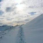 Maltempo, tanta neve sull’Appennino umbro-marchigiano: Castelluccio di Norcia si sveglia coperta dal manto bianco [FOTO]