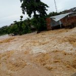 Piogge torrenziali in Brasile: 18 morti nello Stato di Bahia, “case, strade e città completamente sott’acqua” [FOTO]