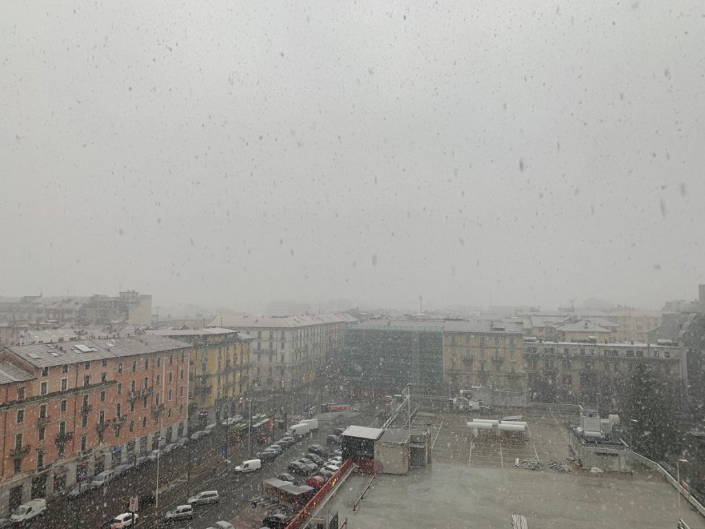 neve Milano