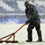 Maltempo, forte nevicata su Bergamo: rinviata la partita di Champions tra Atalanta e Villareal – FOTO