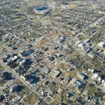 Tornado negli USA: “intere città sono distrutte in Kentucky”, i soccorritori hanno strisciato sui cadaveri per raggiungere i vivi a Mayfield – FOTO