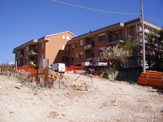 Figura 4: La palazzina di Fabriano dopo il suo adeguamento sismico.