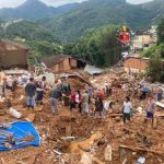 Brasile, inondazioni e frane flagellano Petropolis: il drammatico bilancio si aggrava, 182 morti e 106 dispersi [FOTO]