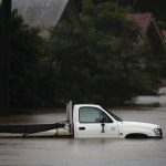 Australia, situazione drammatica nel Nuovo Galles del Sud: a Lismore “è una catastrofe”, inondazioni record e persone intrappolate sui tetti [FOTO]