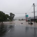 Australia, situazione drammatica nel Nuovo Galles del Sud: a Lismore “è una catastrofe”, inondazioni record e persone intrappolate sui tetti [FOTO]