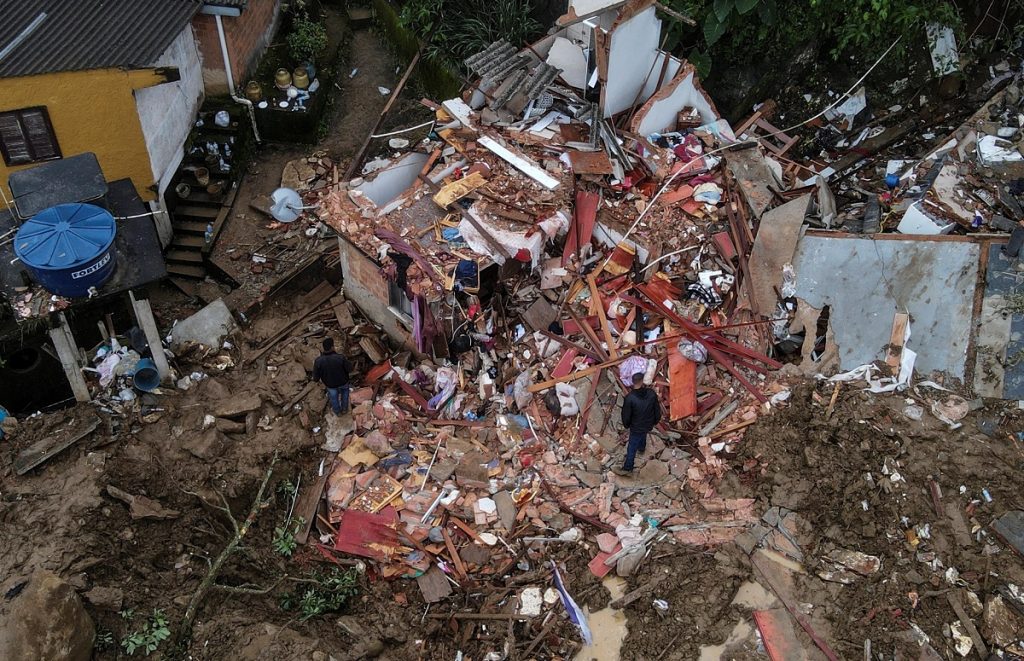 Alluvione brasile petropolis
