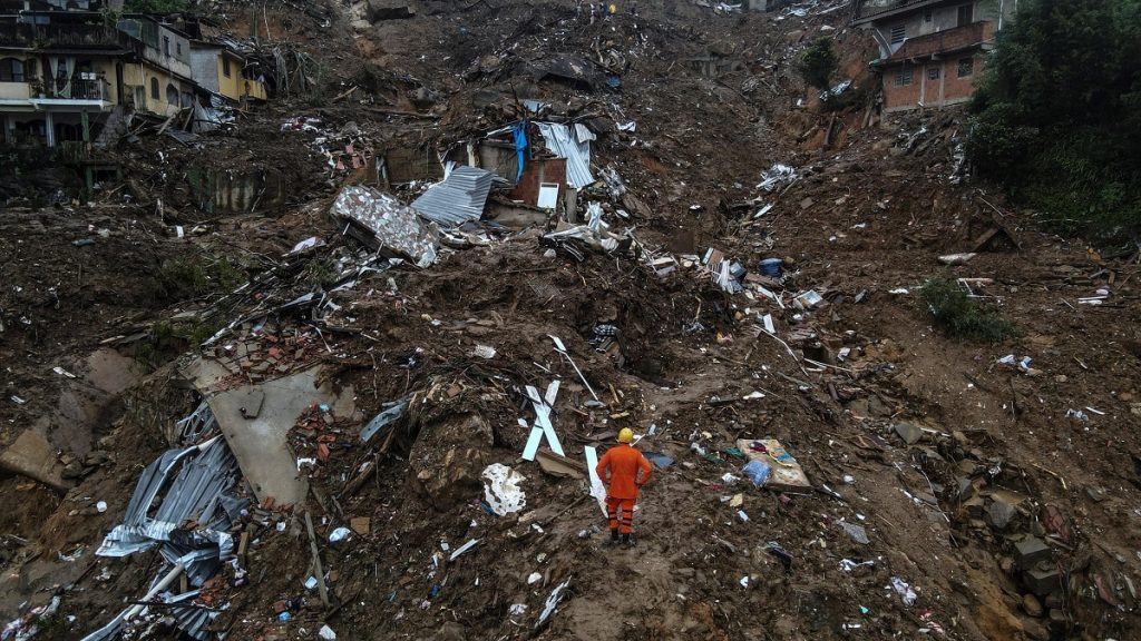 Alluvione brasile petropolis