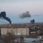 La Russia attacca l’Ucraina: usate “armi ad alta precisione”, morti e feriti per i bombardamenti [FOTO e VIDEO]