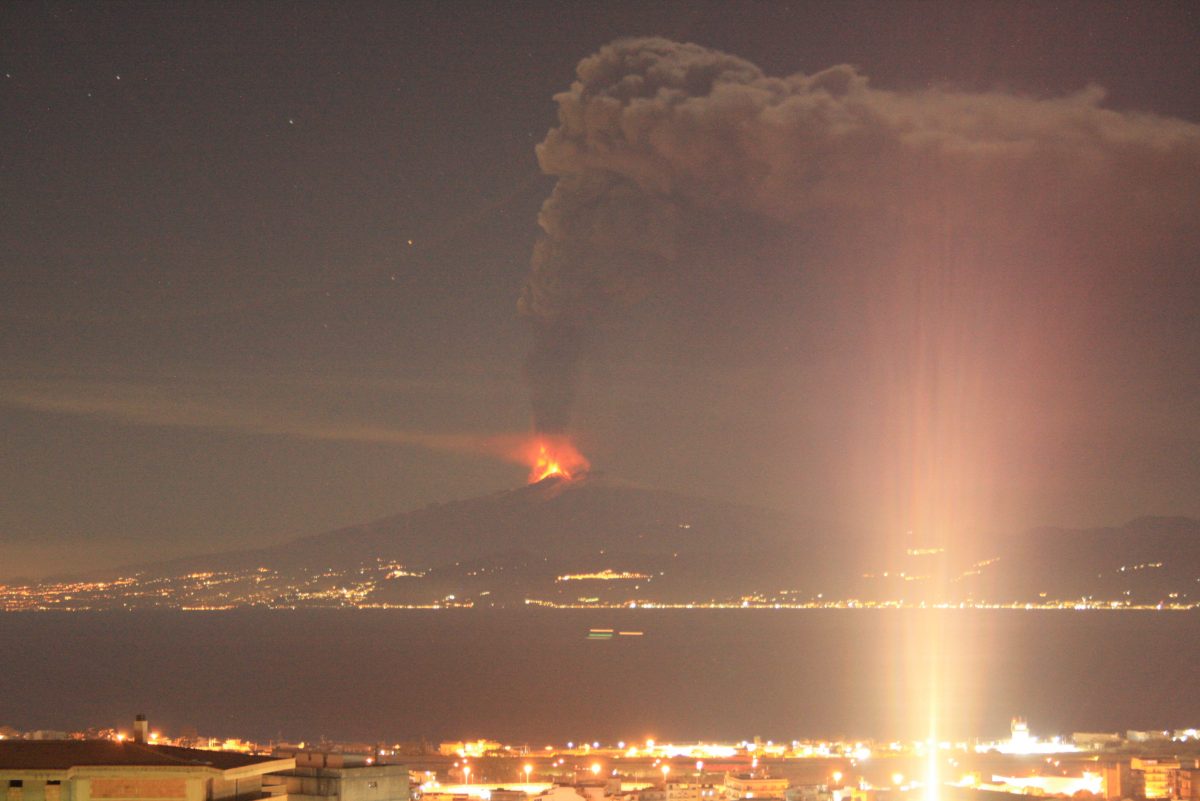 eruzione etna 10 febbraio 2022