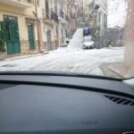 Maltempo in Sicilia: neve a bassa quota, grandine e forte vento nel Palermitano, disagi sulle Madonie – FOTO e VIDEO