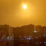Guerra in Ucraina, Kiev assediata: colpita da un “orribile attacco missilistico”, l’intelligence rivela i piani russi per prendere la capitale [FOTO e VIDEO]