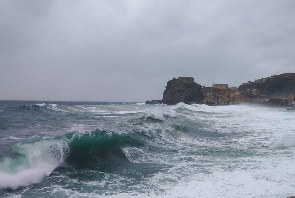 mareggiata scilla 22 febbraio 2022